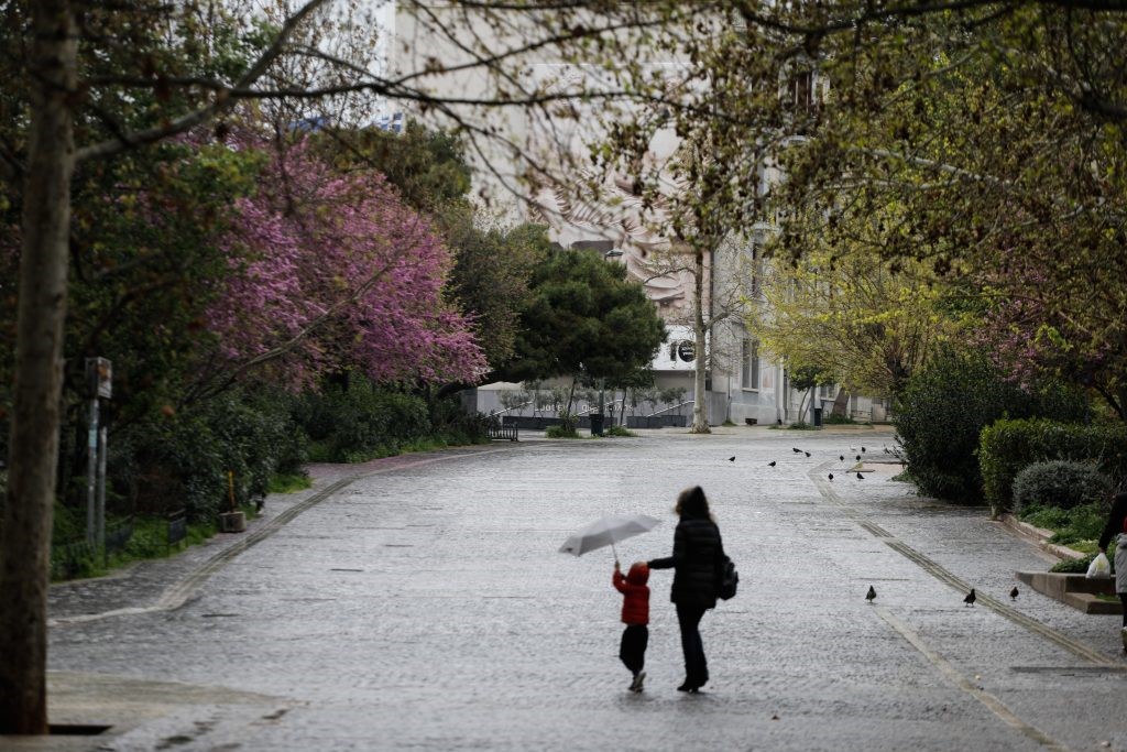 Καιρός: Επιστρέφουν οι βροχές από την Παρασκευή